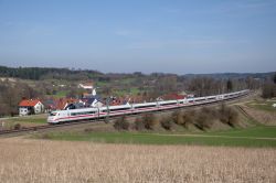InterCityExpress ICE 2 Zug auf der Strecke Ingolstadt-München bei Paindorf