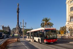 Stadtbus Barcelona der TMB Citaro Bus an der Kolumbussäule