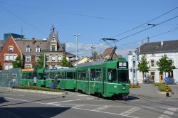 Straßenbahn Be 4/4 Tram Basel Cornichon am Wettsteinplatz