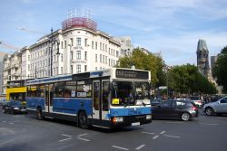 Münchner Bus in Berlin vor der Gedächtniskirche, 20 Jahre Mauerfall