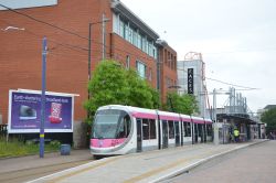 Stadtbahn Birmingham Tram West Midlands Metro CAF Urbos 3 in Wolverhampton St George's