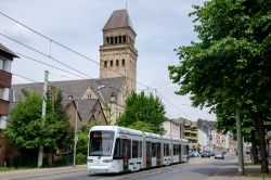 Straßenbahn Bochum Tram Stadler Variobahn der Bogestra in Gelsenkirchen an der Zeche Hugo