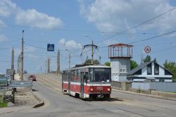Straßenbahn Charkiw Tram CKD Tatra T6 T6B5SU mit altem Wasserturm