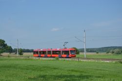 City-Bahn Chemnitz Stadtbahn ChemnitzBahn Stadler ADtranz Variobahn auf der Strecke nach Stollberg Sachsen bei Pfaffenhain