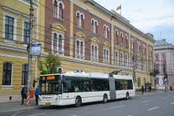Obus Cluj-Napoca Rumänien Trolleybus Astra Irisbus Gelenkbus in der Altstadt