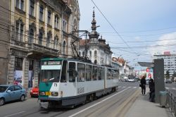 Tram Cluj-Napoca Rumänien Straßenbahn CKD Tatra KT4D aus Potsdam in der Alstadt an der Haltestelle George Baritiu