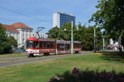 Straßenbahn Cottbus Tram CKD Tatra KT4D KTNF6 an der Stadtpromenade