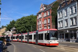 Stadtbahn Dortmund Straßenbahn Bombardier Flexity Classic als U43 kurz vor der Station Am Zehnthof