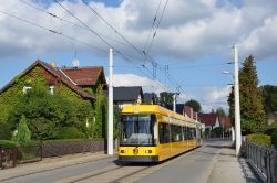 Straßenbahn Dresden Tram NGT6DD SachsenTram als Linie 7 in Weixdorf