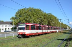 Stadtbahn Düsseldorf Rheinbahn Düwag B-Wagen B80 Dreiertraktion als U78 am Nordpark/Aquazoo
