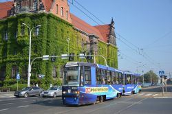 Straßenbahn Breslau Wroclaw Tram Konstal 105NWr modernisiert mit Vollwerbung